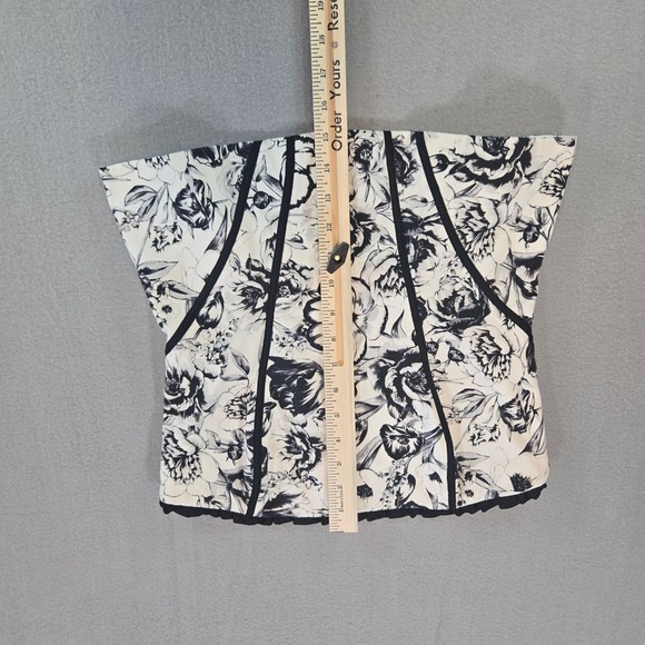 White House Black Market Floral Corset Top Strapless Black White Ruffle Size 6 - Picture 8 of 8